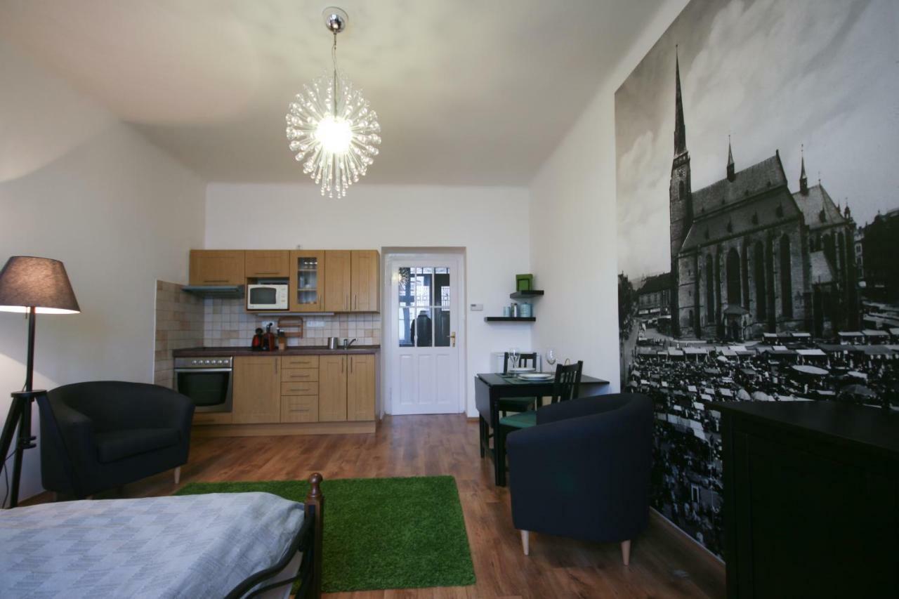 Apartman Mrakodrap 플젠 외부 사진